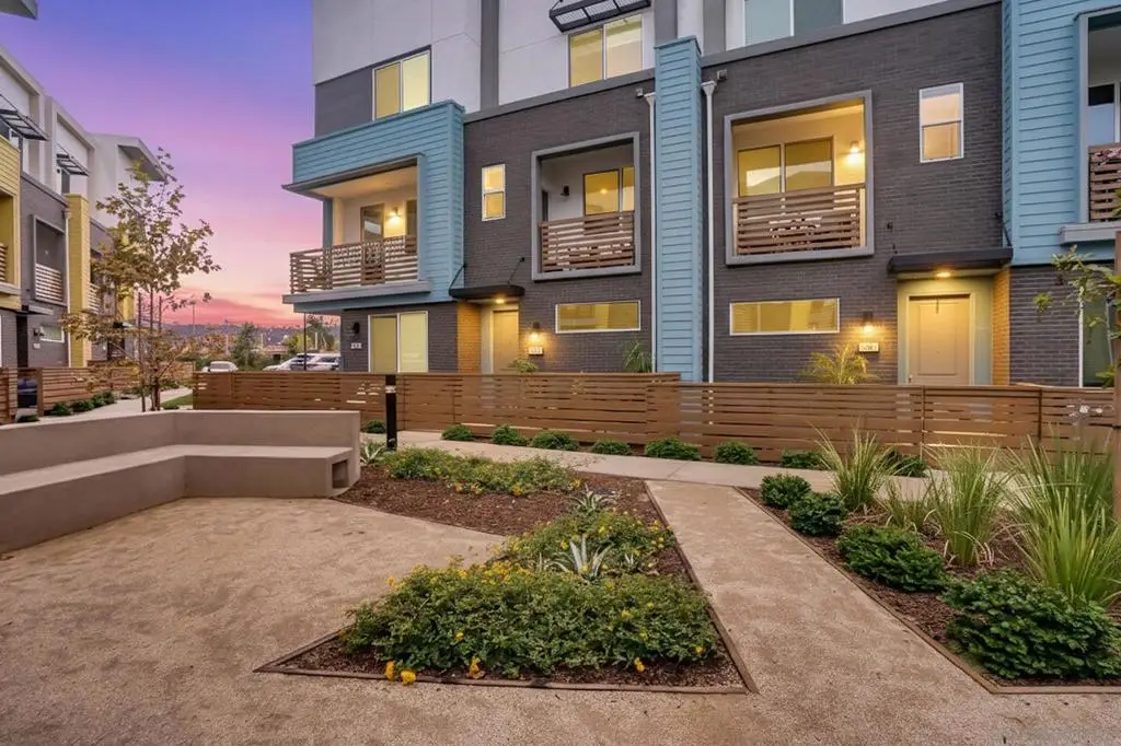 261 Gateway Ct, El Cajon, CA 92020 - Image #1