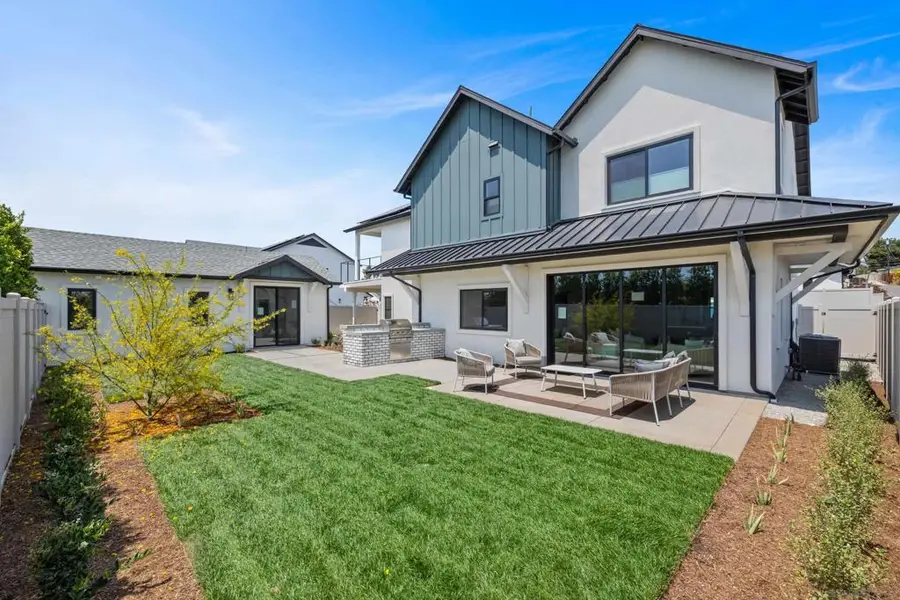 3747 Adams St, Carlsbad, CA 92008 - Image #2