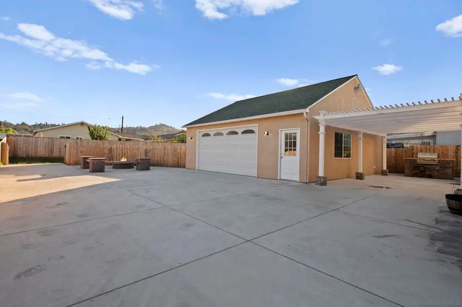 795 W W Washington Ave, El Cajon, CA 92020 - Image #2