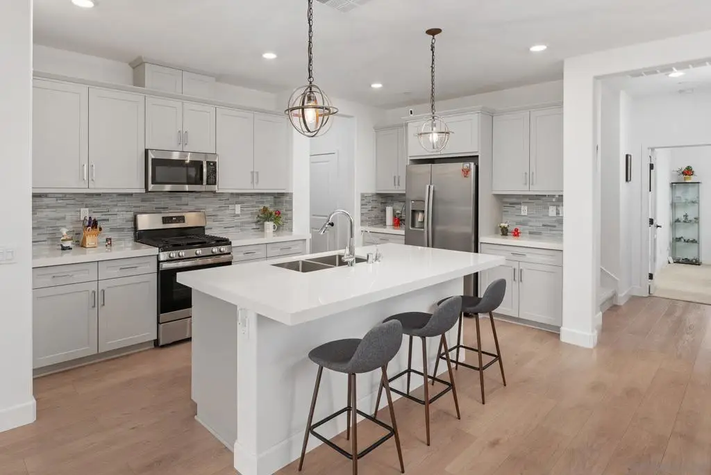 1091 Barry Pl, Escondido, CA 92026 - Image #1