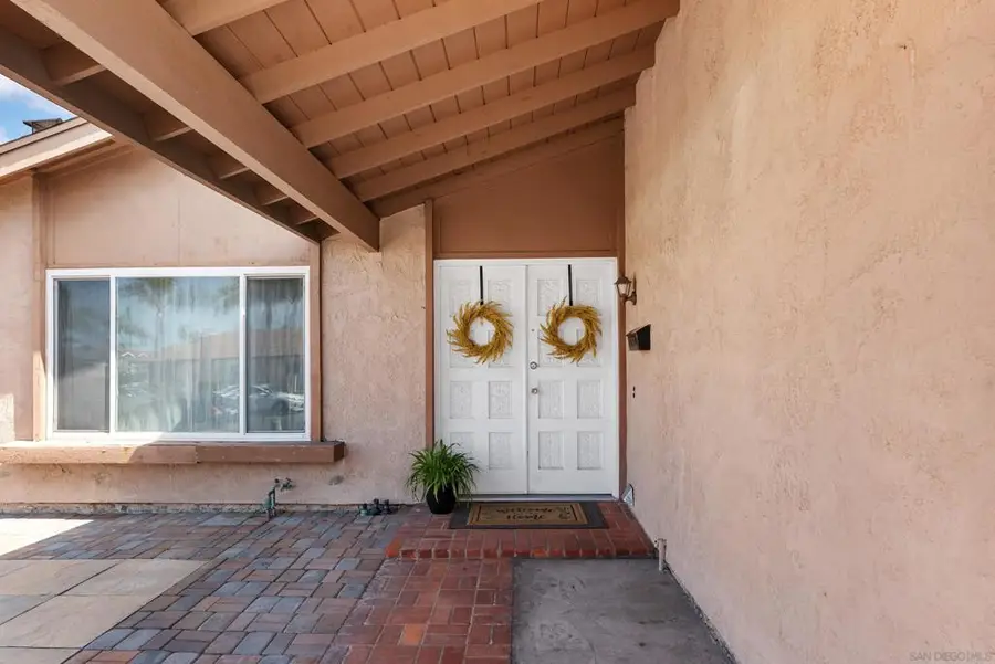 11343 Avenida Del Gato, San Diego, CA 92126 - Image #3