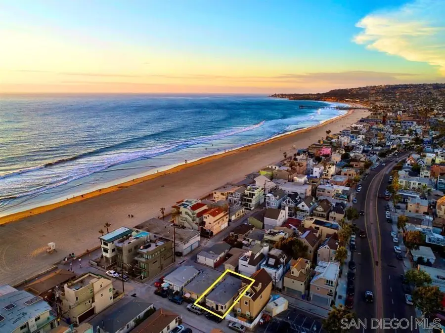 722 San Jose Pl, San Diego, CA 92109 - Image #2