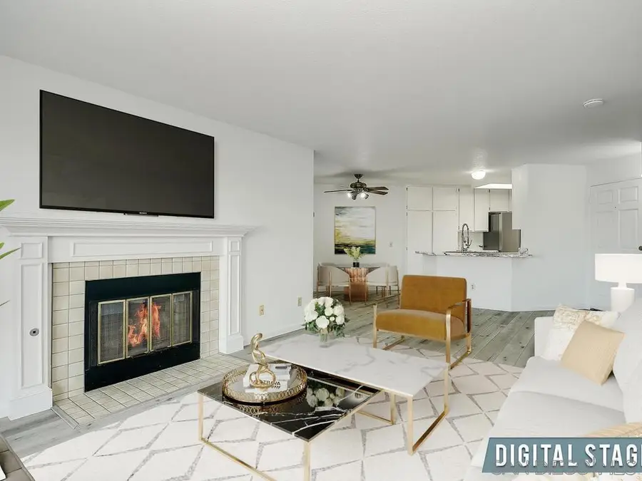 7087 Camino Degrazia #141, San Diego, CA 92111 - Image #3