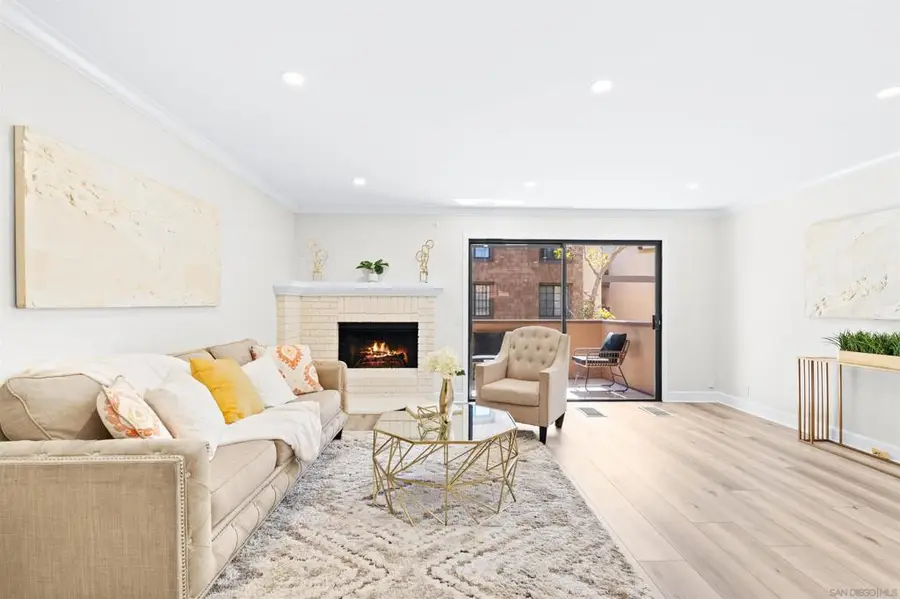 8870 Villa La Jolla Dr #210, La Jolla, CA 92037 - Image #2