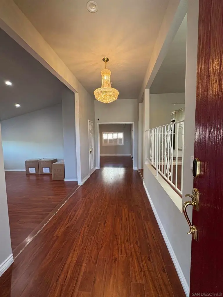 12571 Henzie Place, Granada Hills, CA 91344 - Image #2