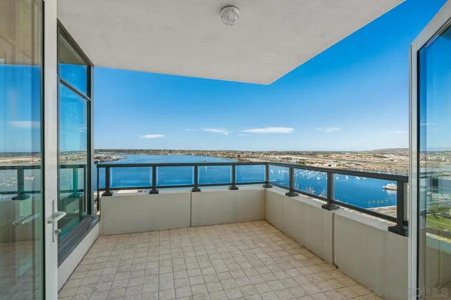 1205 Pacific Hwy #3302, San Diego, CA 92101 - Image #2