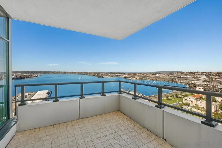 1205 Pacific Hwy #3302, San Diego, CA 92101 - Image #3