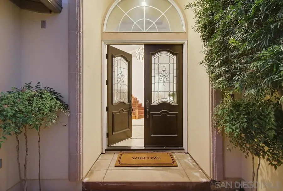 5448 Caminito Bayo, La Jolla, CA 92037 - Image #3