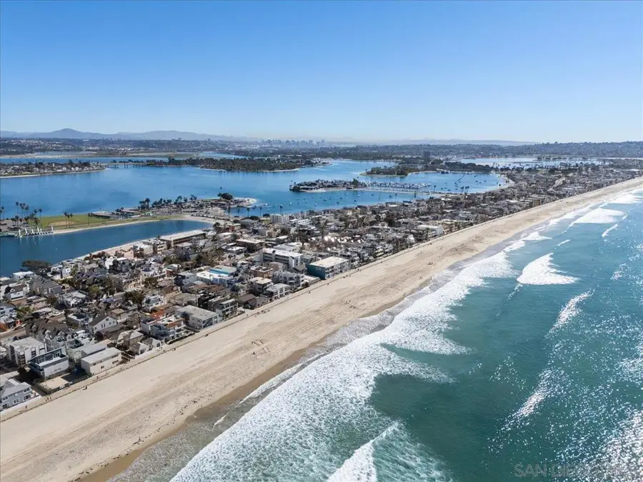 3755 Ocean Front Walk #18, San Diego, CA 92109 - Image #3