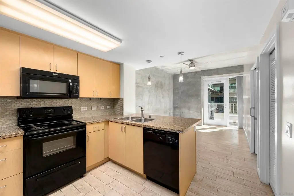 1080 Park Blvd #303, San Diego, CA 92101 - Image #1