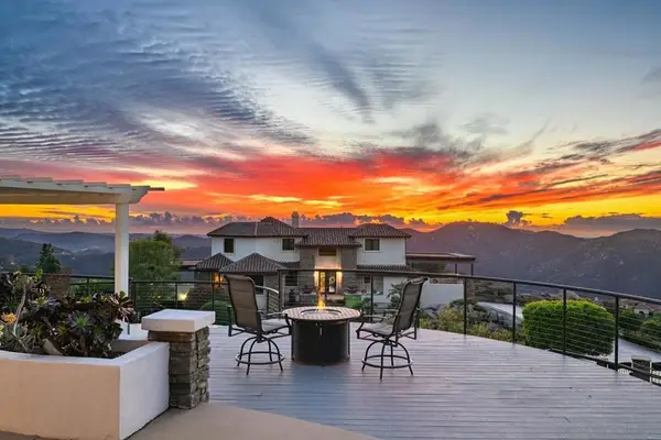 29190 Crystal Ridge Ct, Escondido, CA 92026