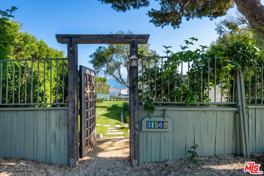 31562 Broad Beach Road, Malibu, CA 90265 - Image #2