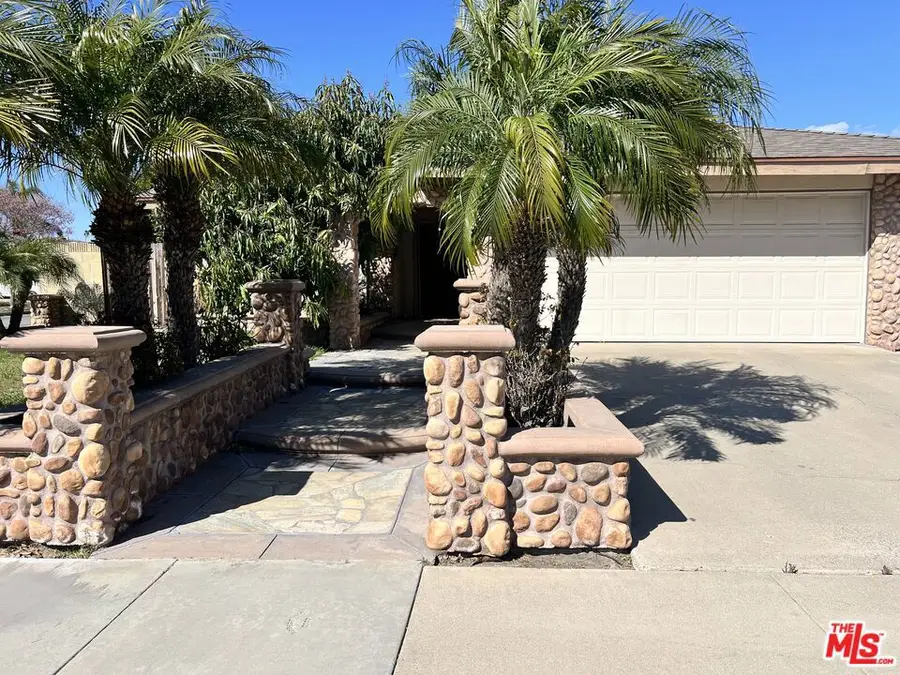 2513 W Fulcrum Place, Anaheim, CA 92804 - Image #2