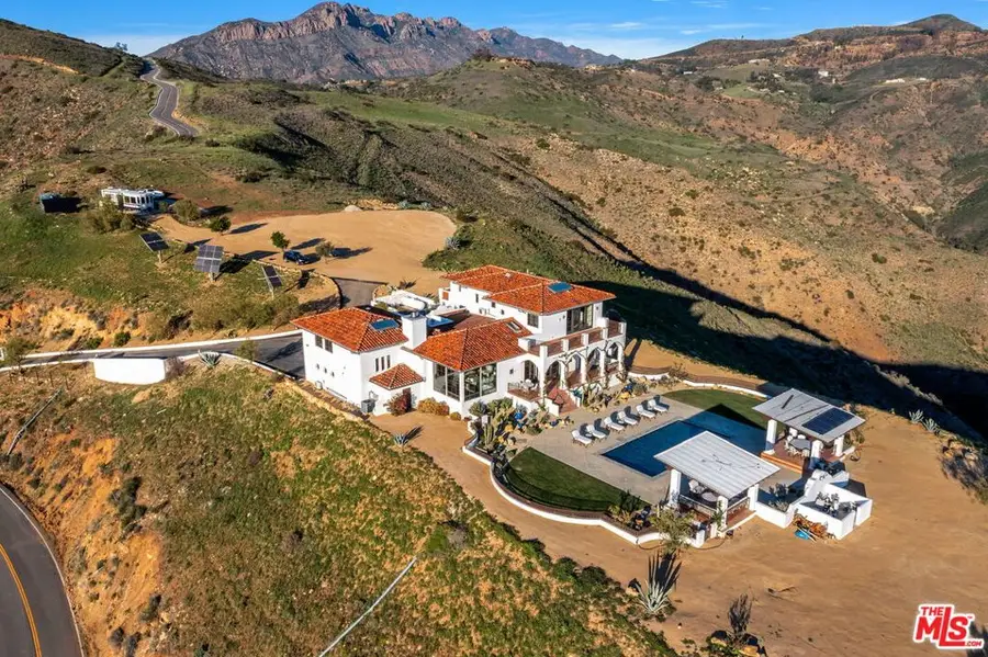 9785 Deer Creek Road, Malibu, CA 90265 - Image #3