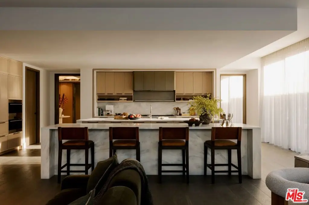 9900 S Santa Monica Boulevard #2F, Beverly Hills, CA 90212 - Image #1