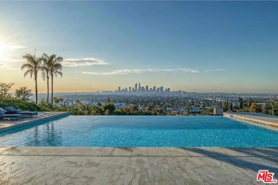7305 Pyramid Place, Los Angeles, CA 90046 - Image #2