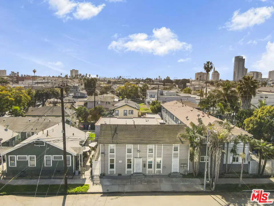 1060 E 6th Street, Long Beach, CA 90802 - #1