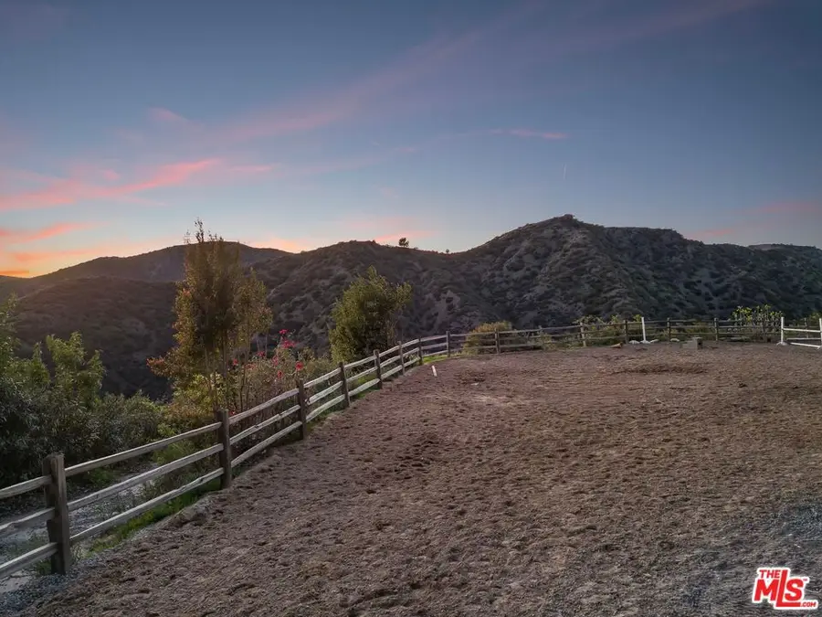 1119 Linda Flora Drive, Los Angeles, CA 90049 - #2