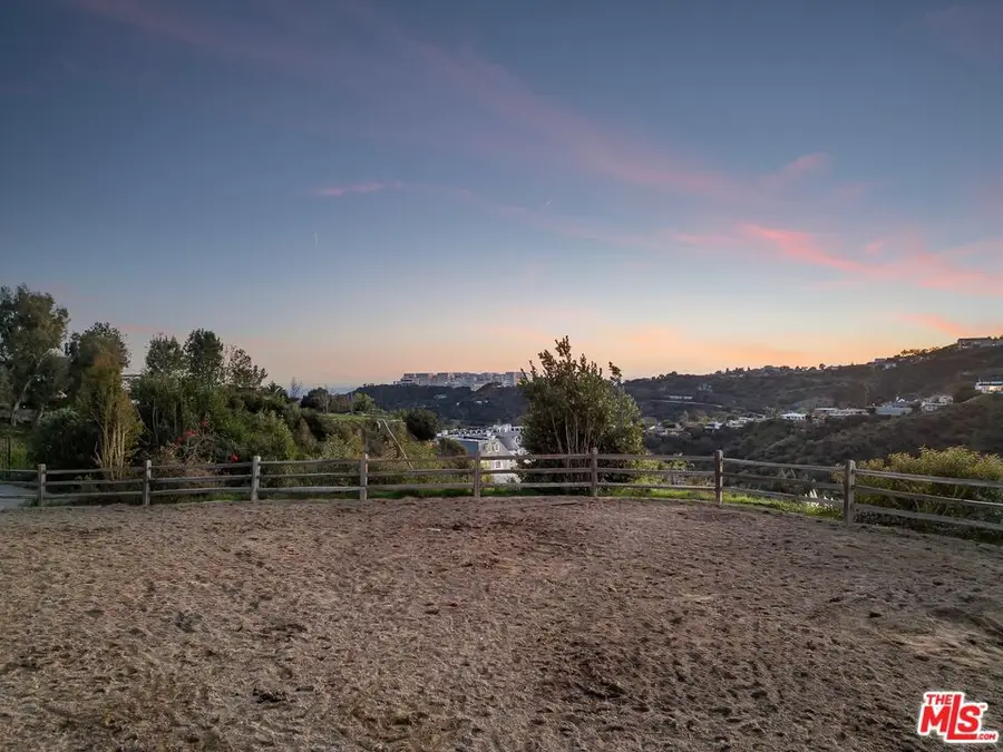 1119 Linda Flora Drive, Los Angeles, CA 90049 - #3