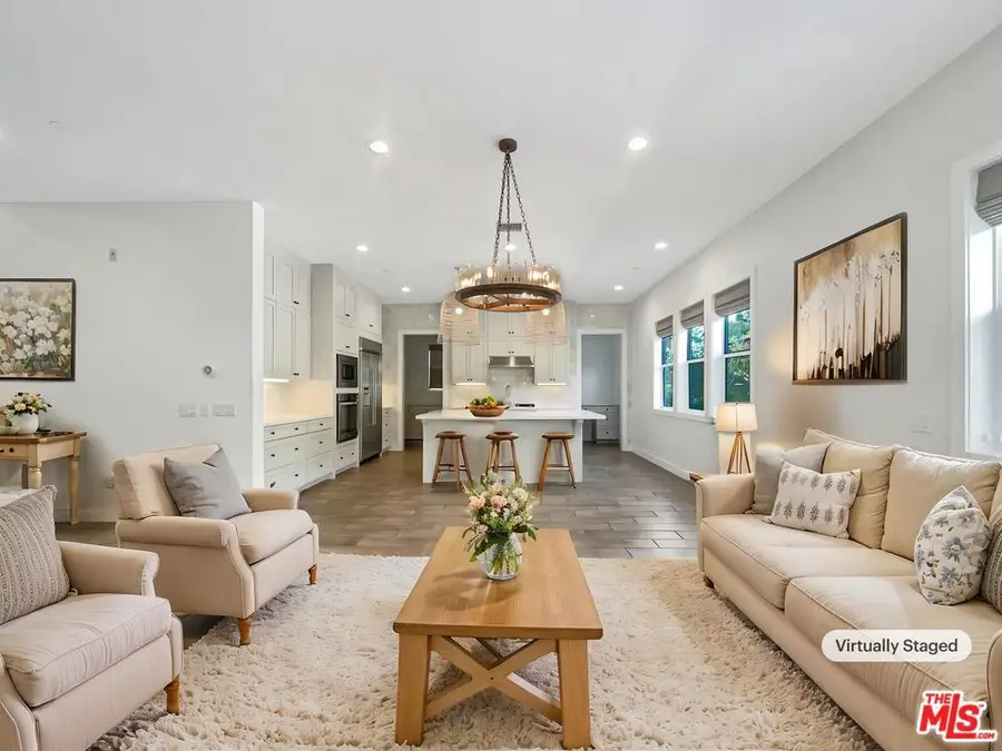 19033 Graham Lane, Santa Clarita, CA 91350 - Image #2