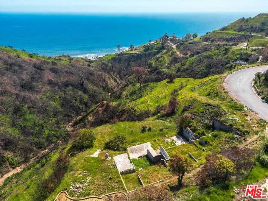 20704 Eagle Pass Drive, Malibu, CA 90265 - #3