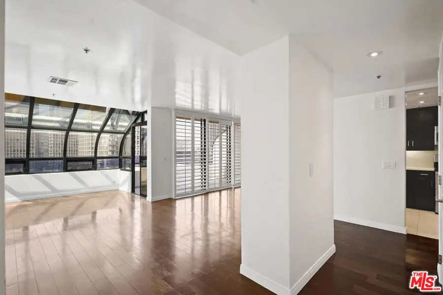 880 W 1st Street #802, Los Angeles, CA 90012 - Image #2