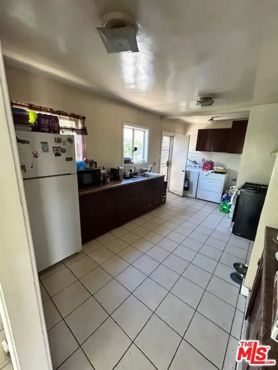 319 E 113th Street, Los Angeles, CA 90061 - Image #3