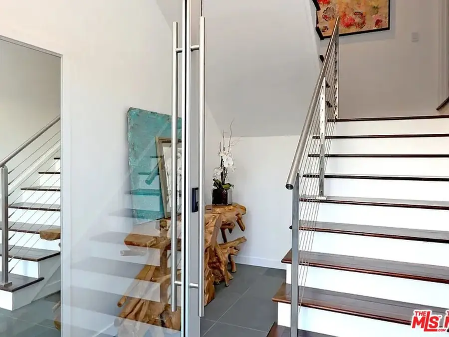 3319 Charleston Way, Los Angeles, CA 90068 - Image #2