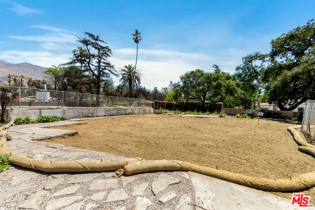 421 E Mendocino Street, Altadena, CA 91001 - Image #1