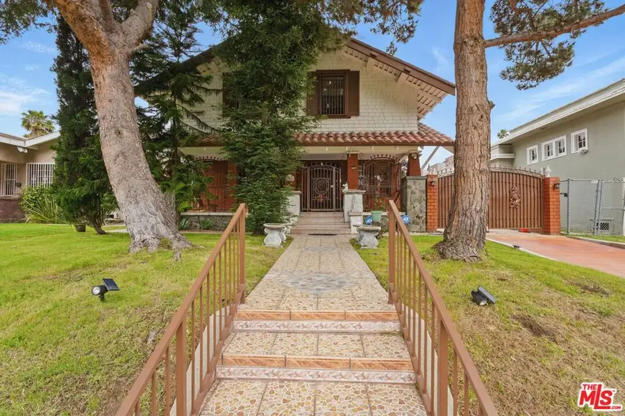 128 N St Andrews Place, Los Angeles, CA 90004 - Image #2