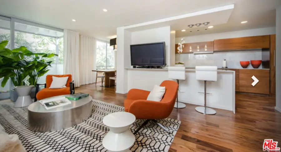 406 N Oakhurst Drive #204, Beverly Hills, CA 90210 - Image #3