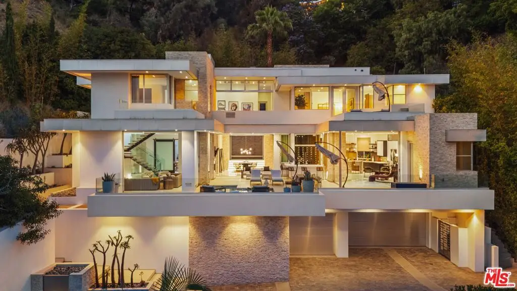 9311 Readcrest Drive, Beverly Hills, CA 90210 - Image #1