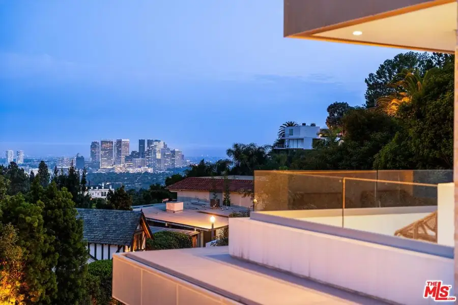 9311 Readcrest Drive, Beverly Hills, CA 90210 - Image #3