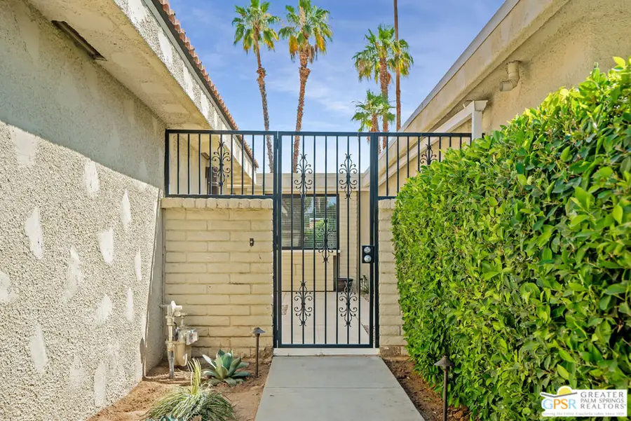 2365 S Oakcrest Drive, Palm Springs, CA 92264 - Image #2