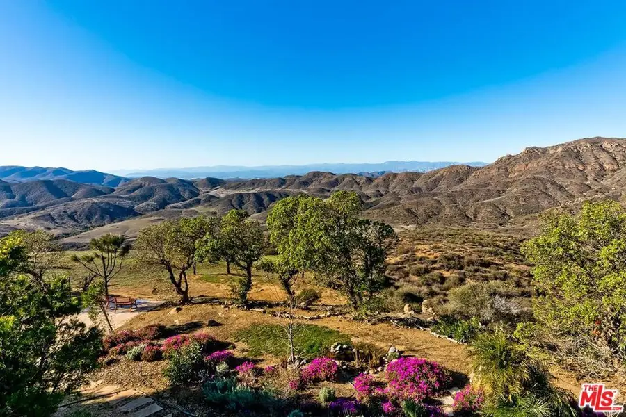 10827 Pacific View Drive, Malibu, CA 90265 - Image #3