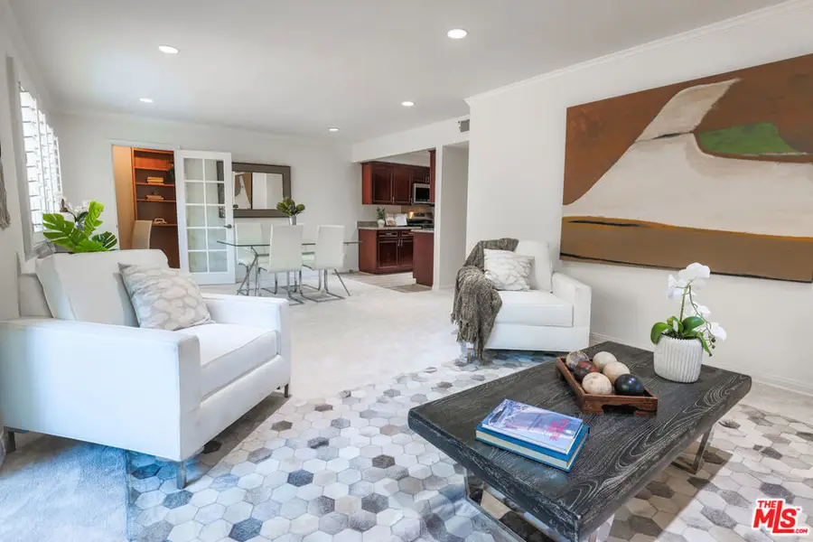 6700 Hillpark Drive #204, Los Angeles, CA 90068 - Image #3