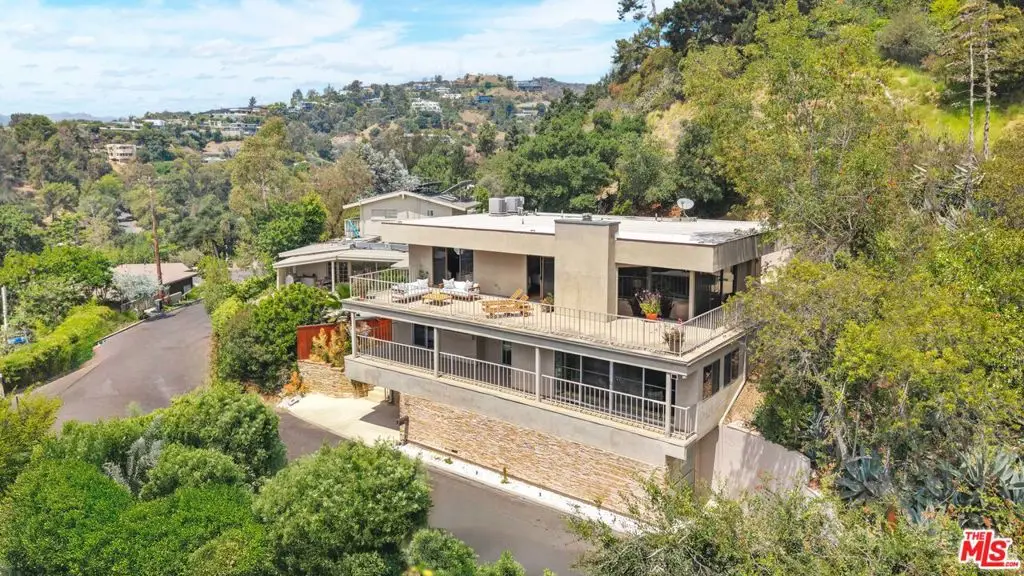 966 Bluegrass Lane, Los Angeles, CA 90049 - #1