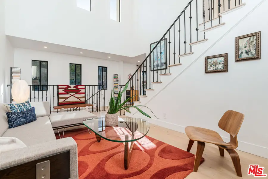 3850 Udell Court, Los Angeles, CA 90027 - Image #2