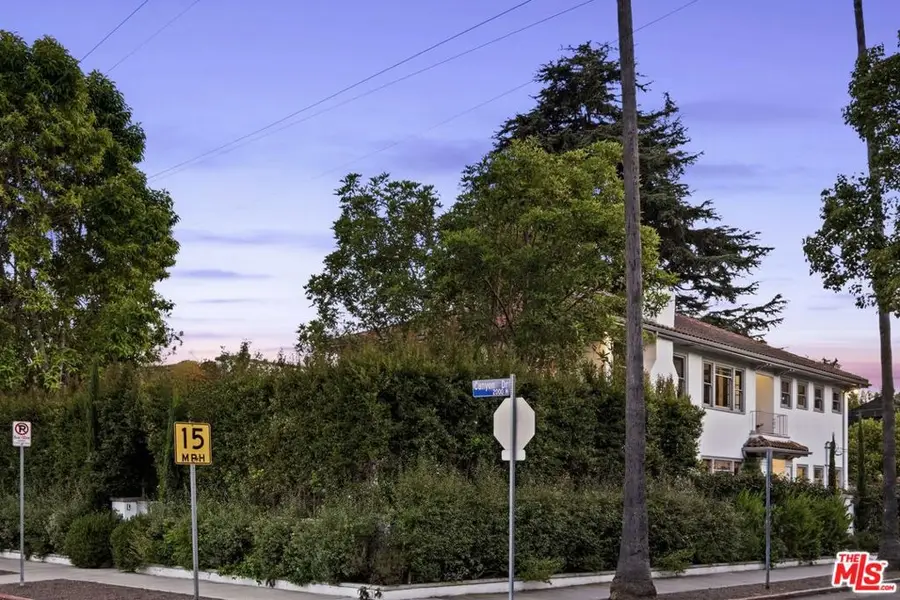 2027 N Canyon Drive, Los Angeles, CA 90068 - Image #3