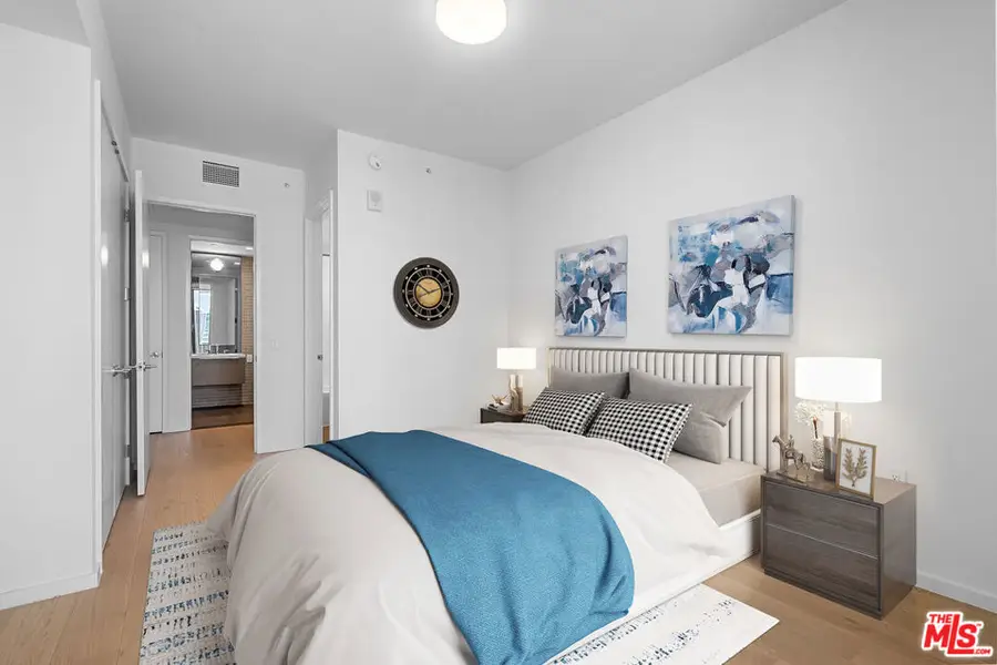 889 Francisco Street #2611, Los Angeles, CA 90017 - Image #3