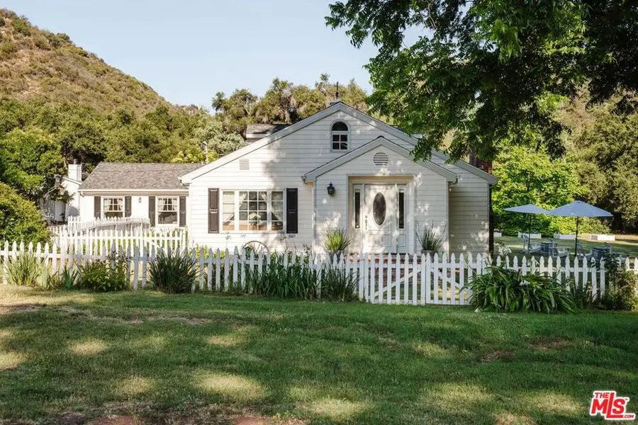 1520 Bonnell Drive, Topanga, CA 90290 - Image #3