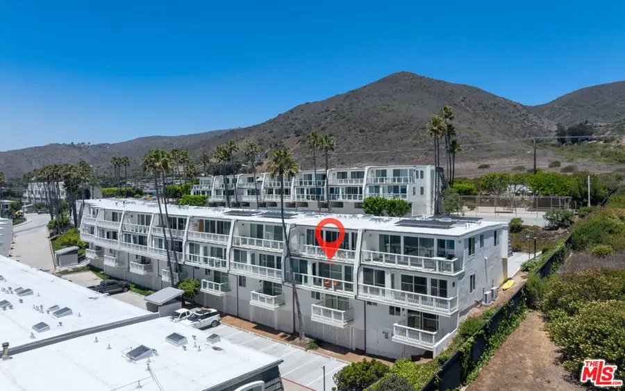 11964 Whalers Lane, Malibu, CA 90265 - Image #3