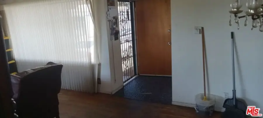 2308 W 117th Street, Hawthorne, CA 90250 - Image #2