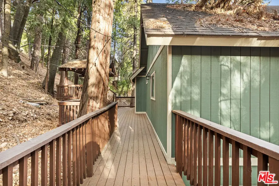 27981 Rainbow Drive, Lake Arrowhead, CA 92352 - Image #2