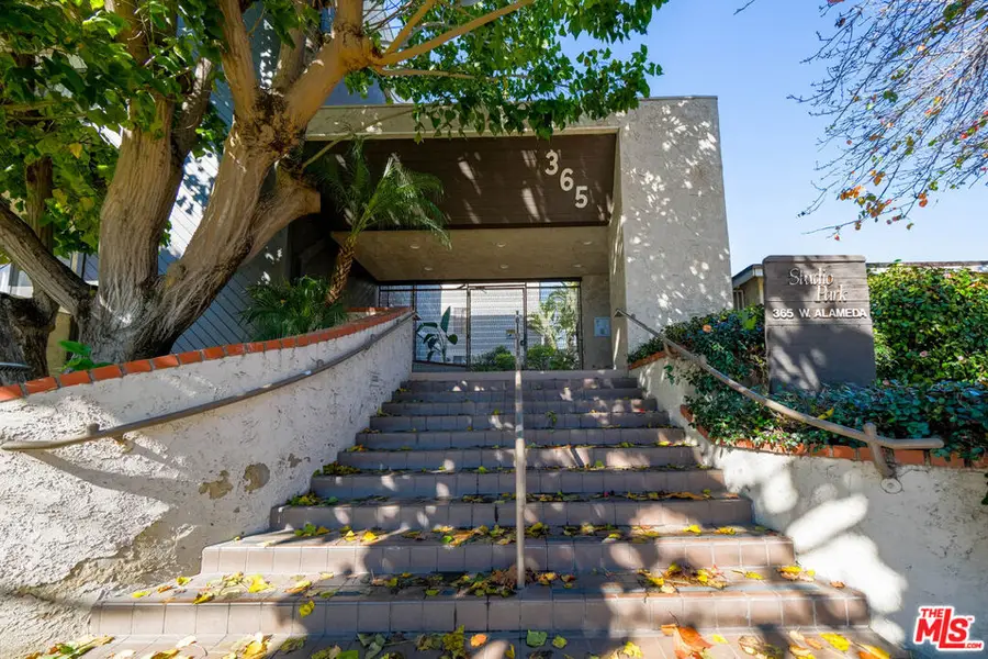 365 W Alameda Avenue #304, Burbank, CA 91506 - Image #2