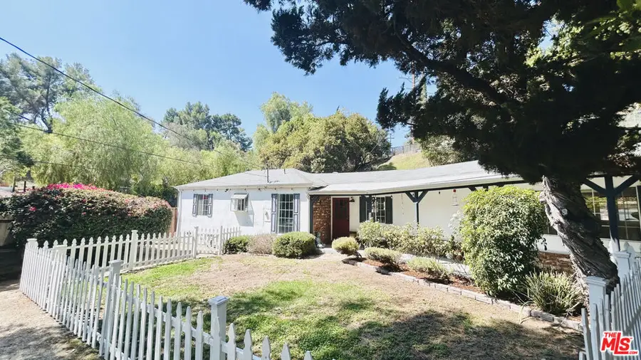 7815 Denivelle Road, Sunland, CA 91040 - Image #2