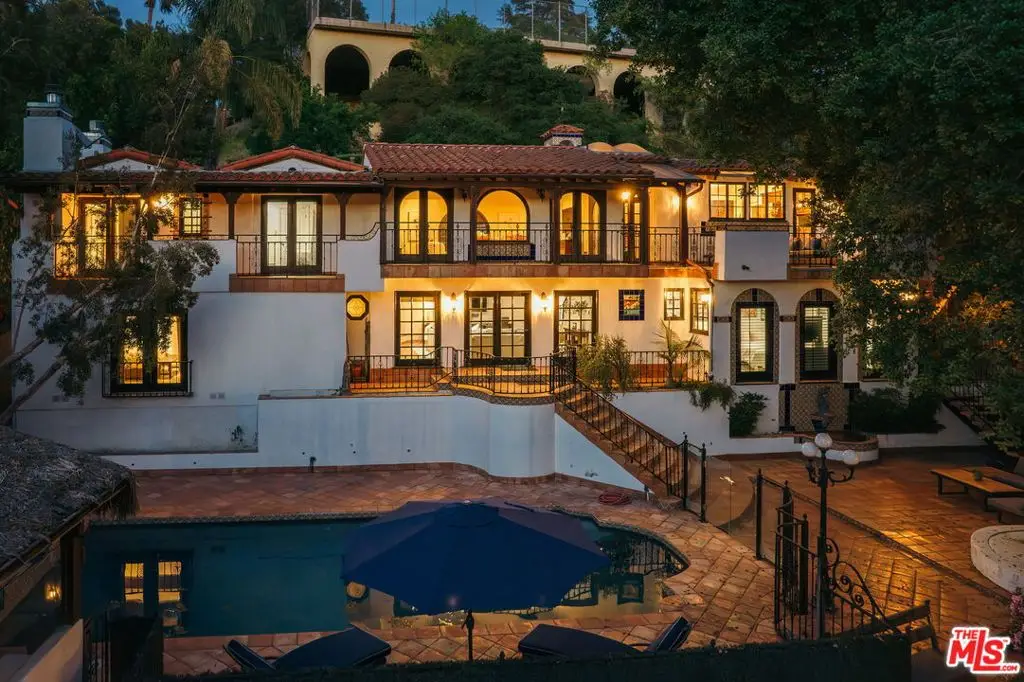 1664 Las Flores Drive, Glendale, CA 91207 - #1