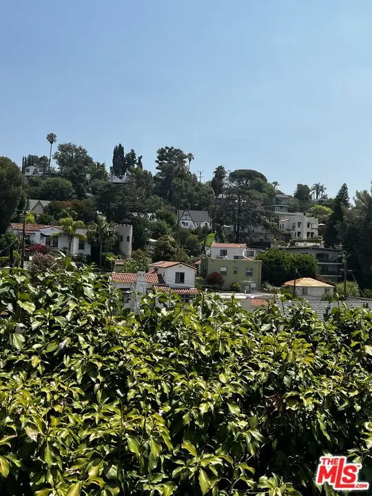 1505 Wellesley Drive, Glendale, CA 91205 - #2