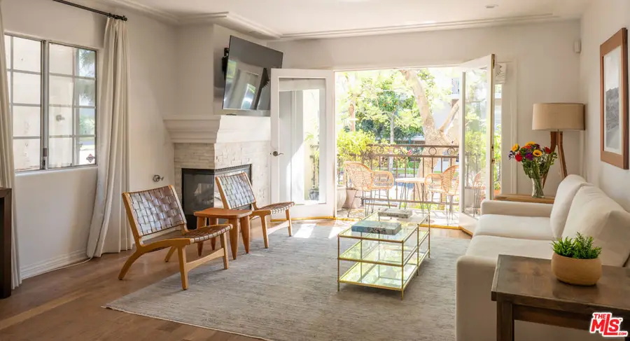 146 S Clark Drive #101, West Hollywood, CA 90048 - Image #2