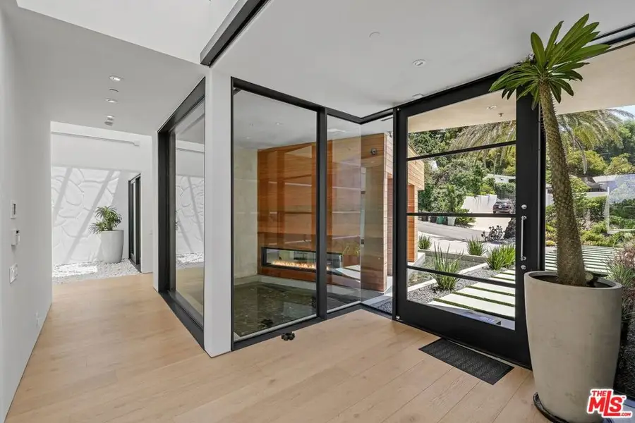 455 Castle Place, Beverly Hills, CA 90210 - Image #3